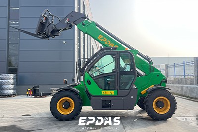 Sollevatore telescopico per proprietari di aziende agricole